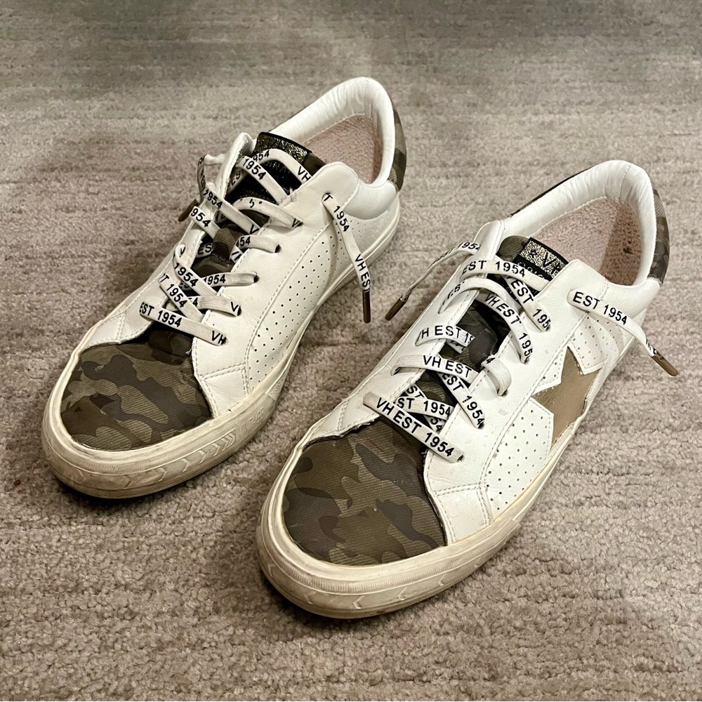 Vintage Havana Betsy  Grande White Camo Gold Star Womens Sneakers